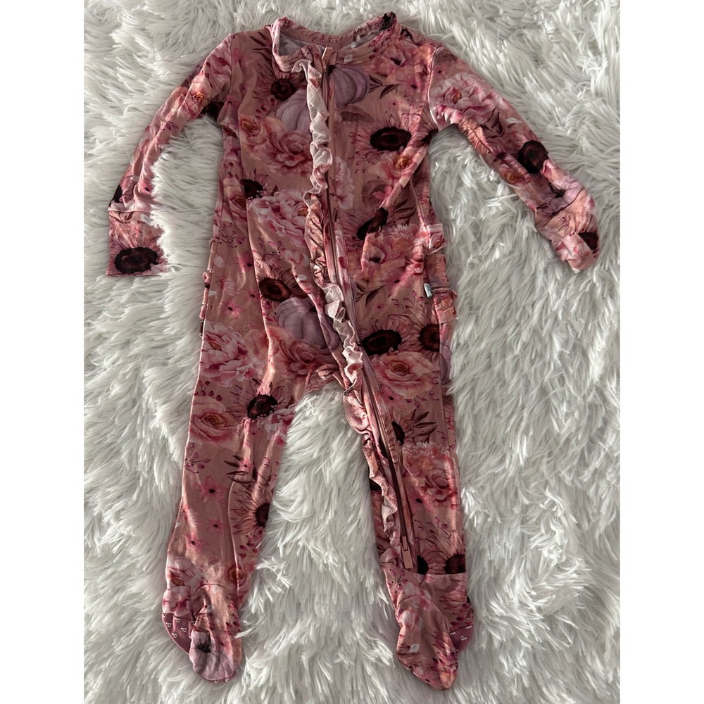 Posh‎ Peanut Liliana Ruffled Zippered Footie Sleeper 3-6m